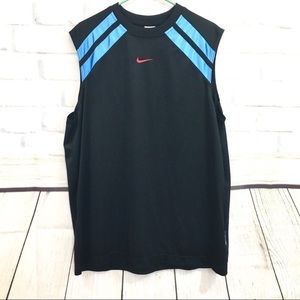 NIKE Men’s Sleeveless Shirt